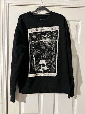 Blackcraft Cult "Dark Omens" tarot-inspired black cat on a skull sweater size M